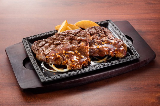 ステーキガスト 1ポンドの熟成肉が楽しめる 肉肉肉祭り を毎月開催へ ステーキガスト 1ポンドの熟成肉が楽しめる 肉肉肉祭り を毎月開催へ