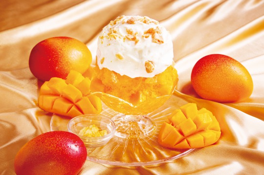 s_PABLO_Kakigori_Mango_yoko_k