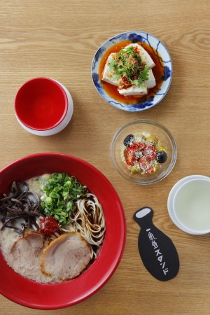 s_d15834-53-779452-2