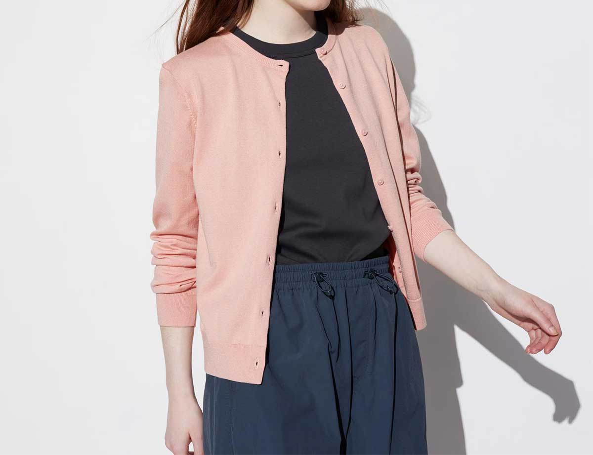 ユニクロ「UVカットクルーネックカーディガン」