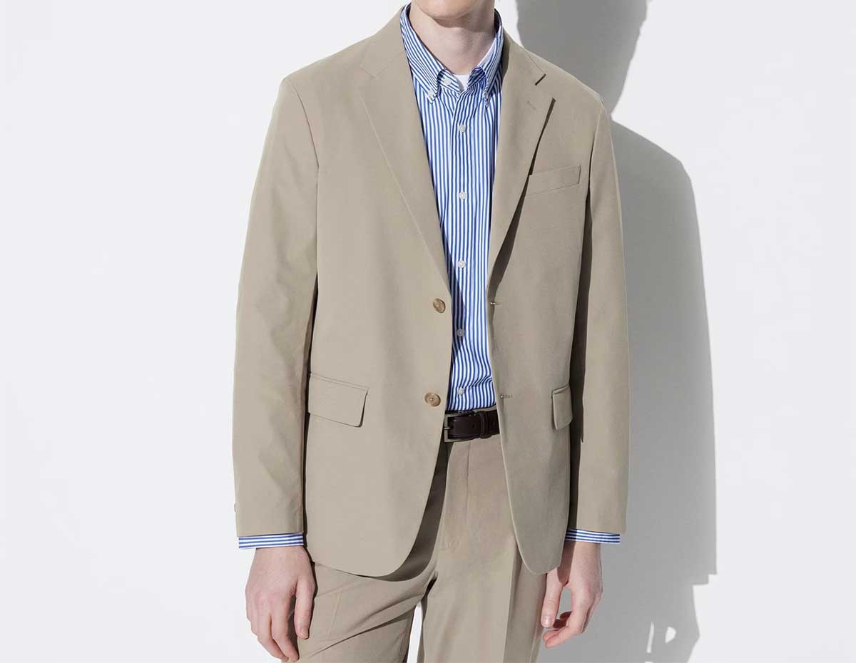 ユニクロ「感動ジャケット2WAYストレッチ」