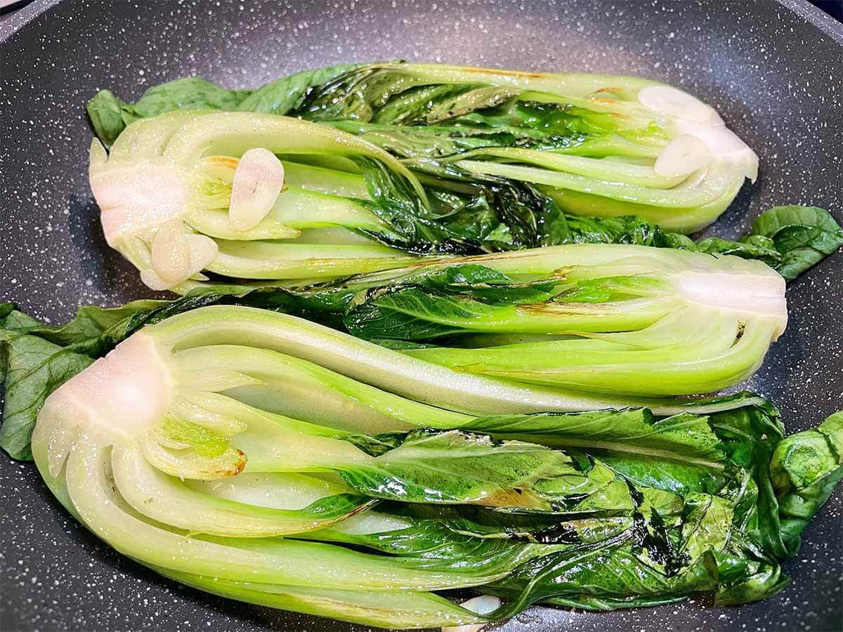 加藤綾菜さんの青梗菜のステーキ