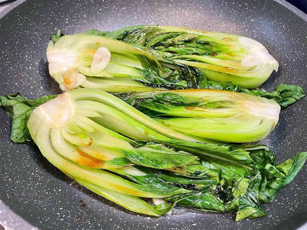 加藤綾菜さんの青梗菜のステーキ