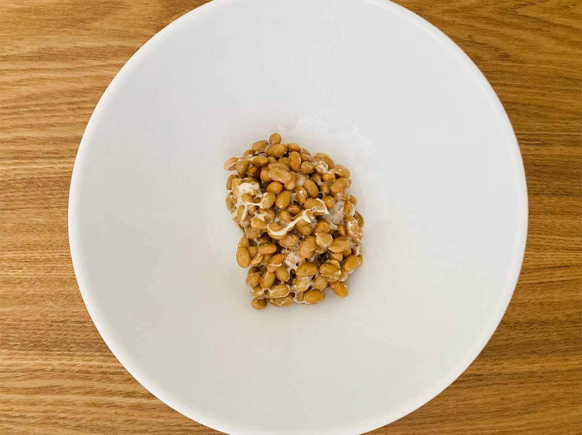 けんた食堂「歌舞伎町の納豆そうめん」