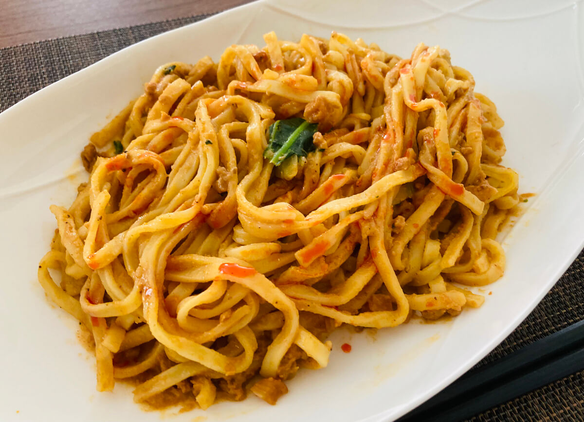 ローソン「花椒香る汁なし担々麺」