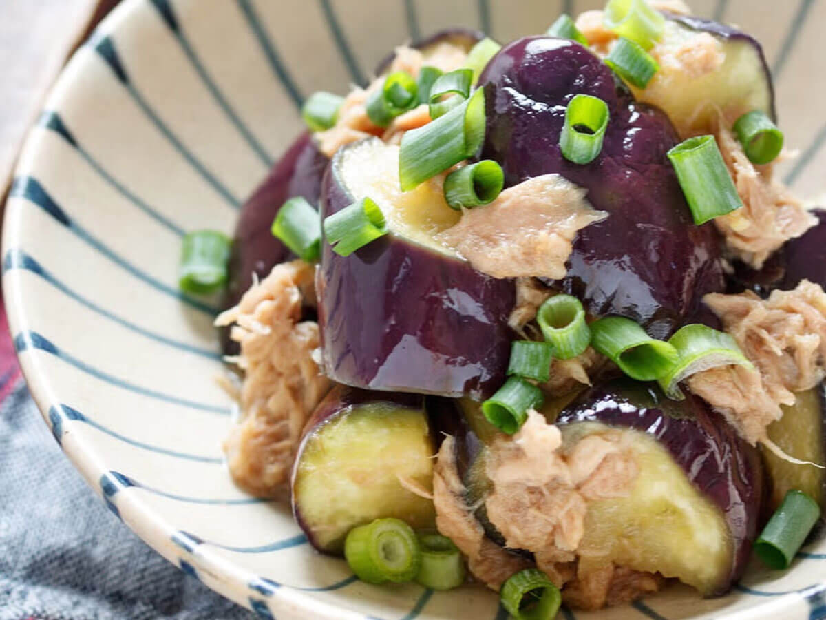 なす人気レシピ3選｜デミグラス風・蒲焼き風・無限なすの人気おかずまとめ