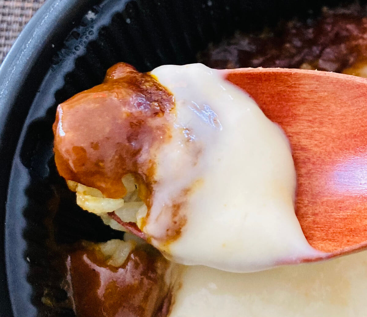 セブンイレブン「チーズカレードリア」