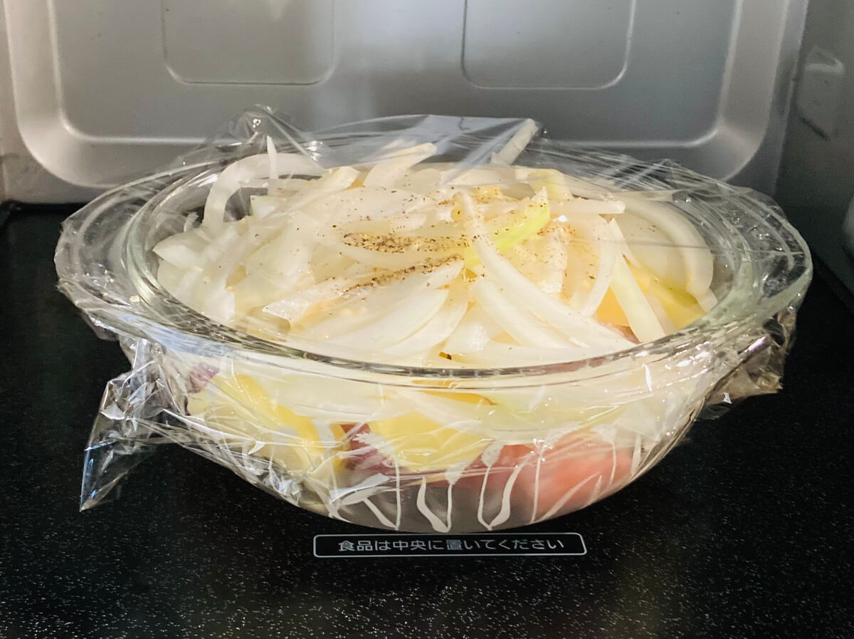 山本ゆり「鶏とじゃがいもの塩ダレ煮」