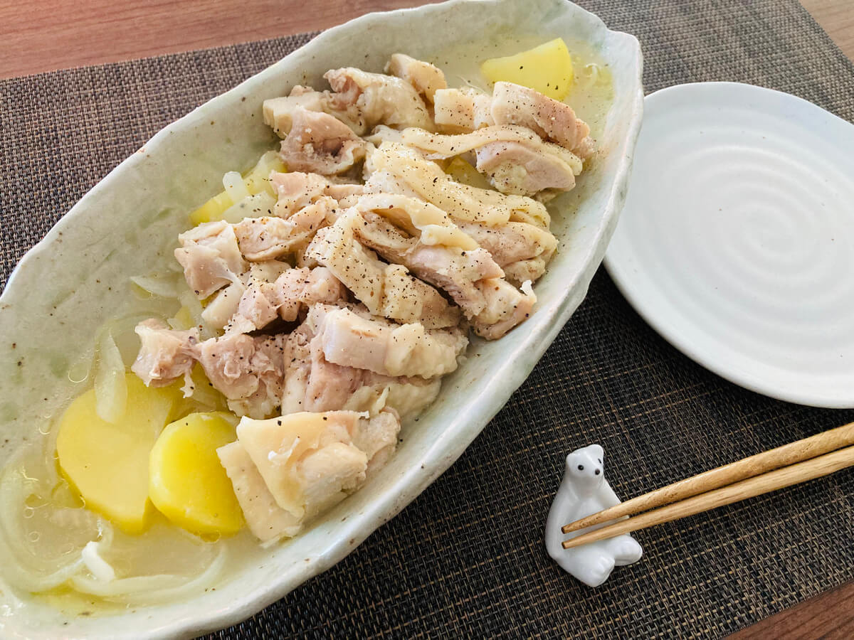 山本ゆり「鶏とじゃがいもの塩ダレ煮」