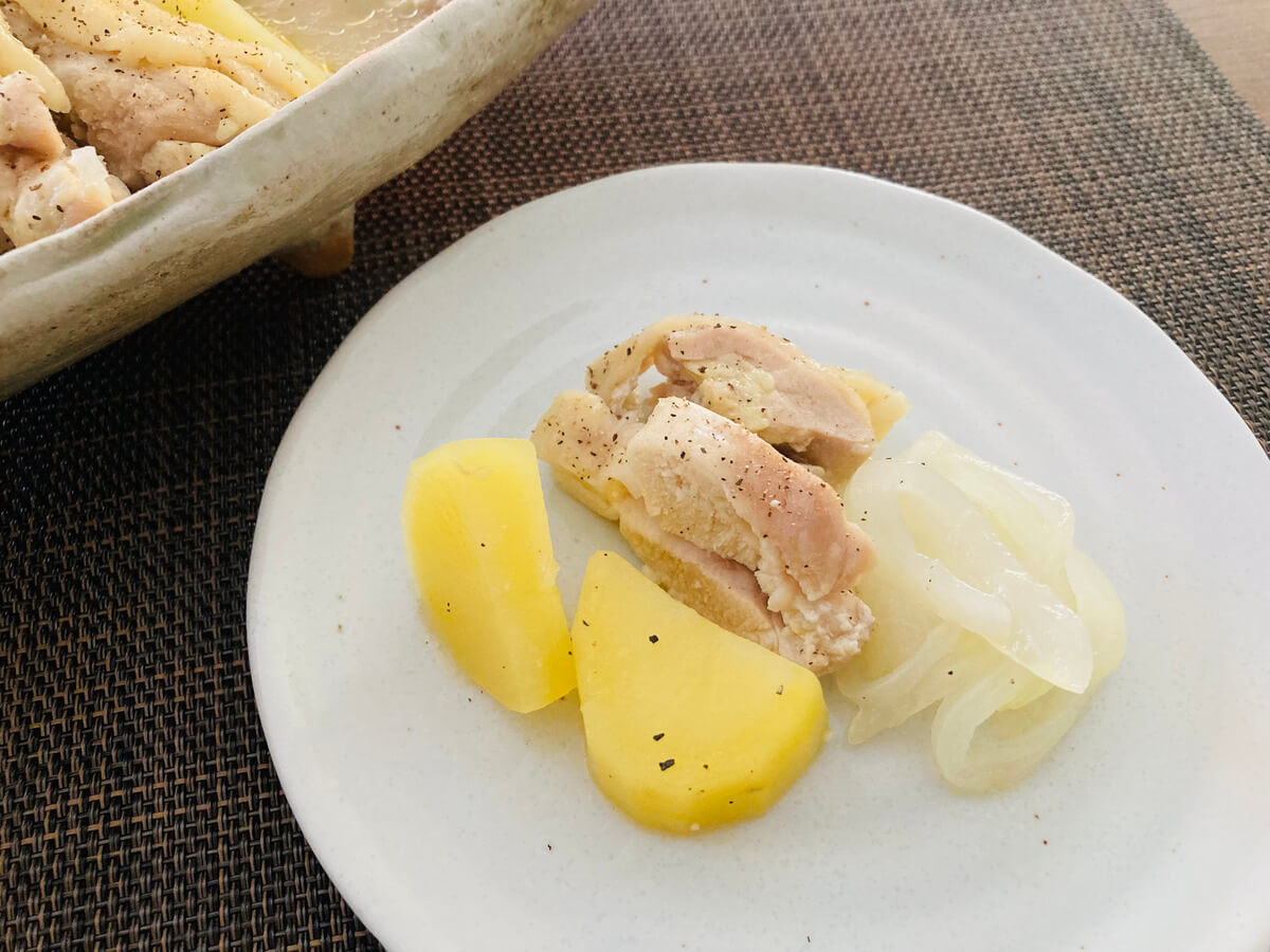 山本ゆり「鶏とじゃがいもの塩ダレ煮」