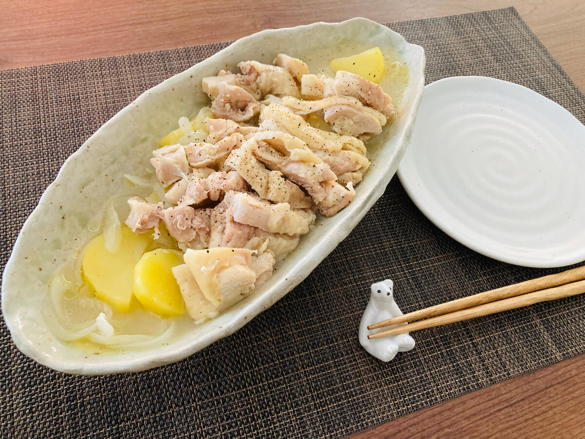 山本ゆり「鶏とじゃがいもの塩ダレ煮」