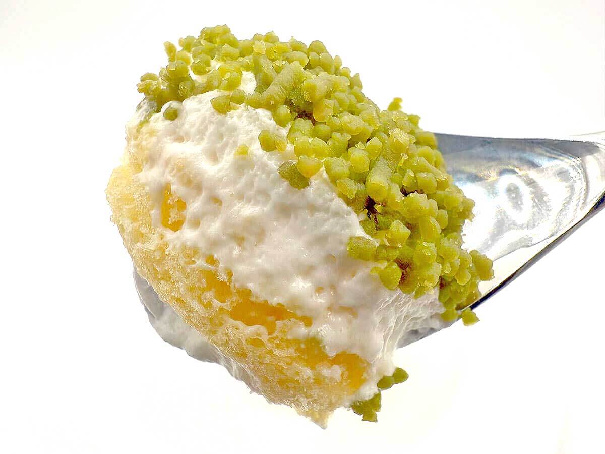 ローソン「Uchi Café 抹茶栗粉のほろふわモンブラン」が話題!