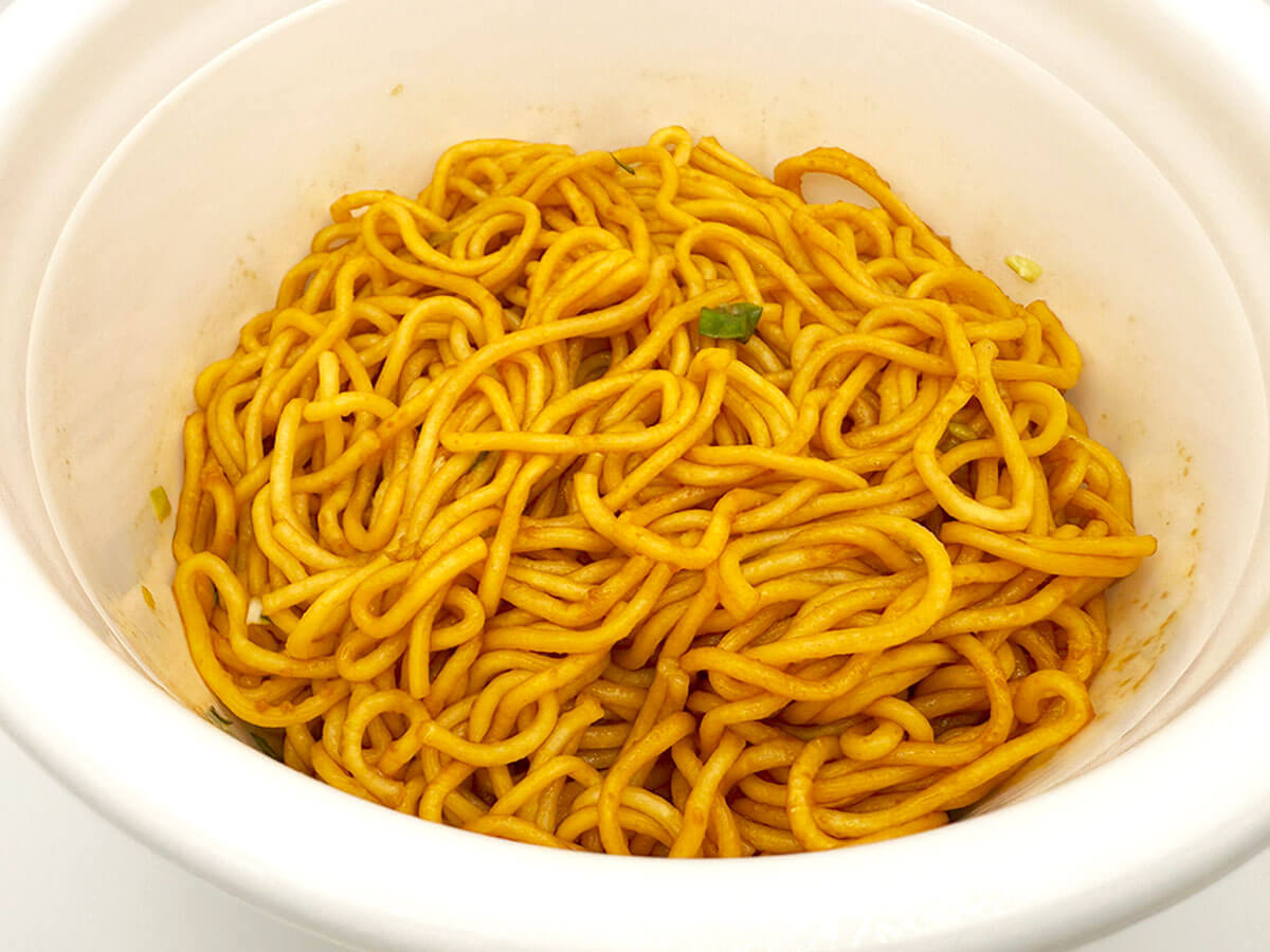 「日清焼そばU.F.O.爆盛バーレル 油そば」