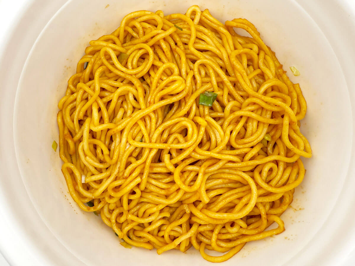 「日清焼そばU.F.O.爆盛バーレル 油そば」