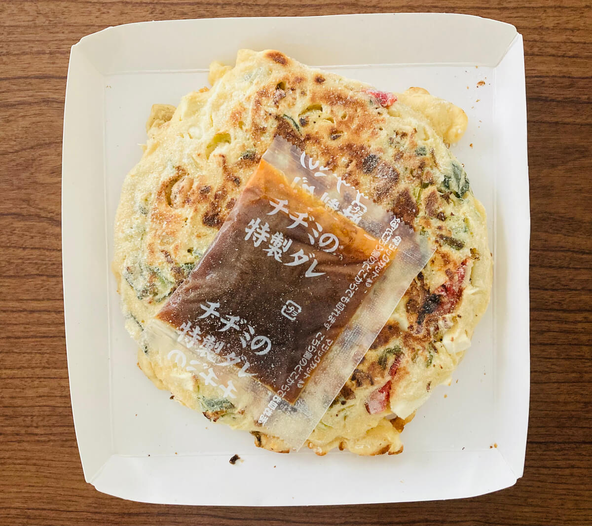 ファミリーマート「もっちり生地と6種具材の海鮮チヂミ」