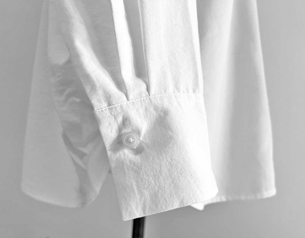 GU「ドルマンスリーブシャツ」が大人気