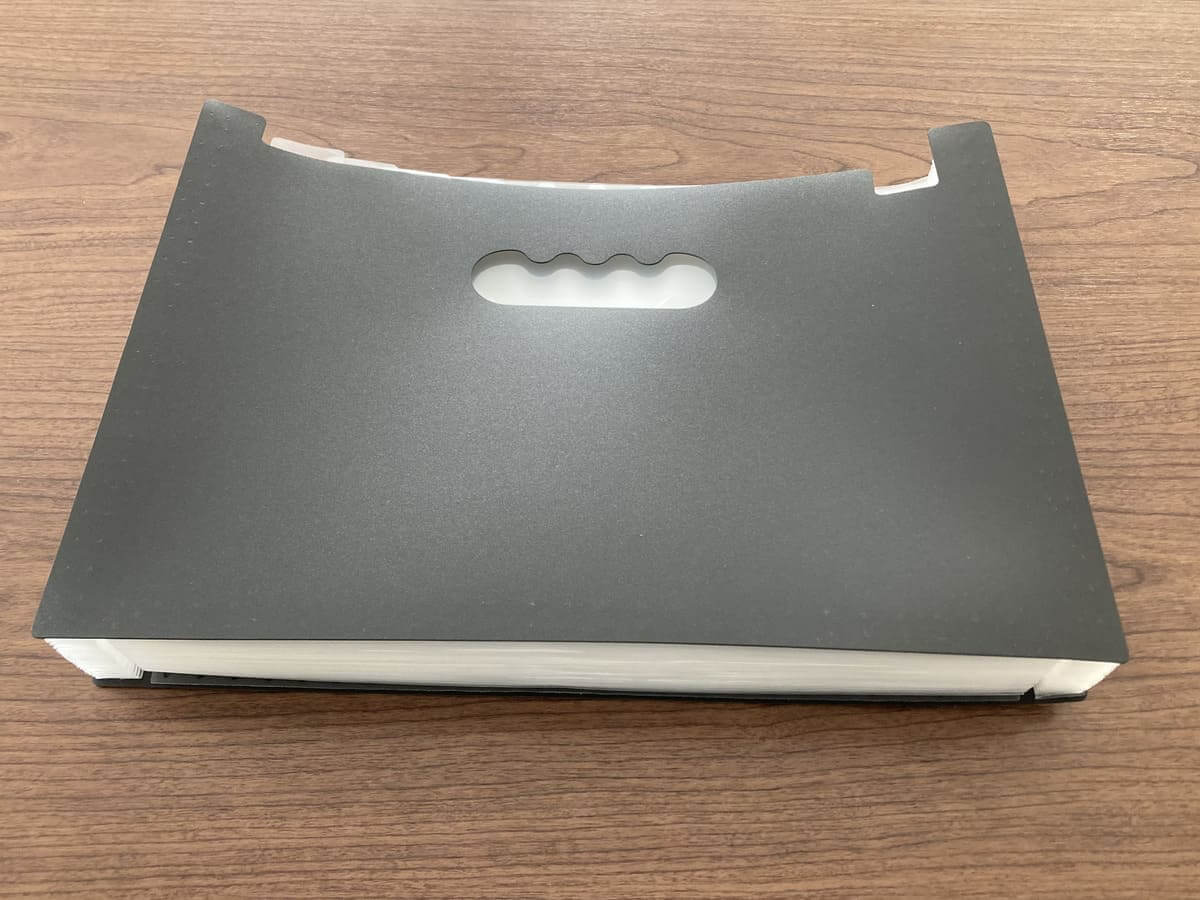 ダイソー「ドキュメントスタンド」