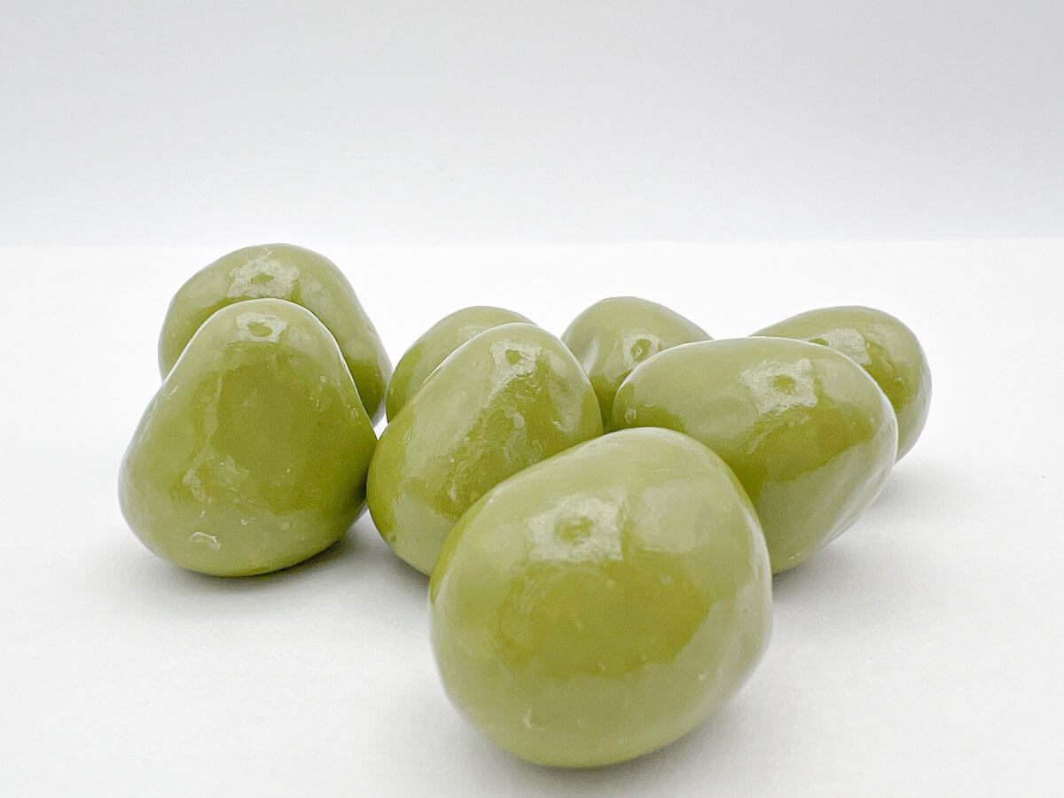 無印良品「不揃い 宇治抹茶チョコがけいちご」