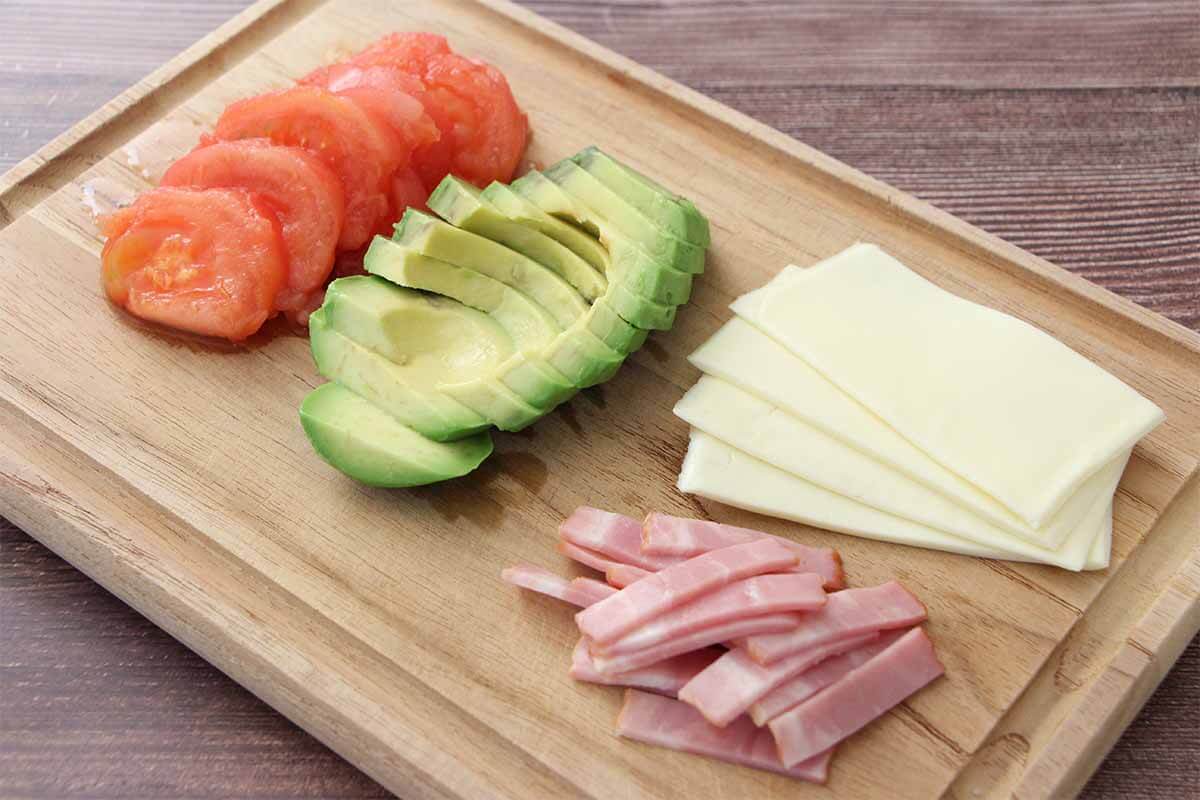 平野レミさん「アボカド・アッチッチーズ」