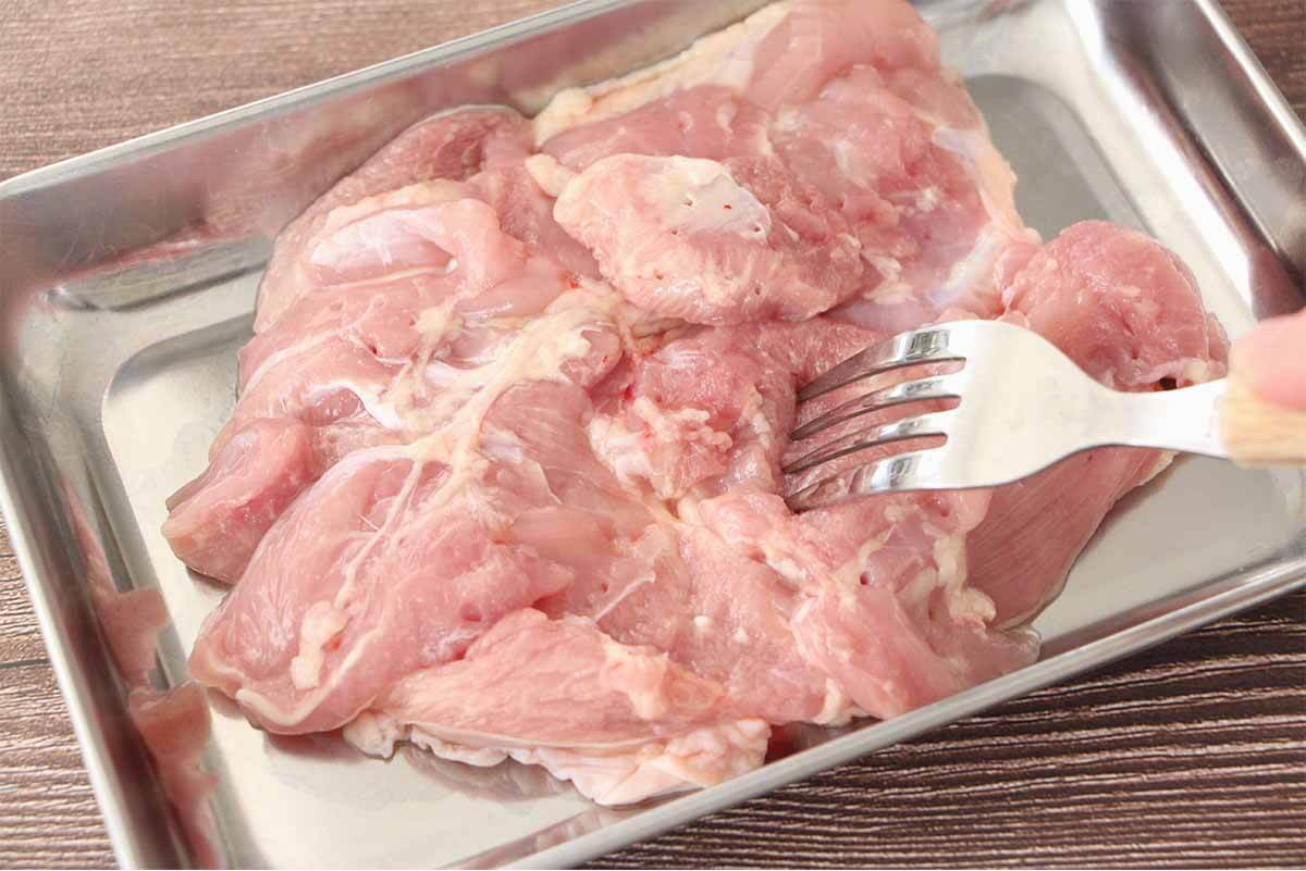 山本ゆりさん「レンジで１発！BBQチキン」