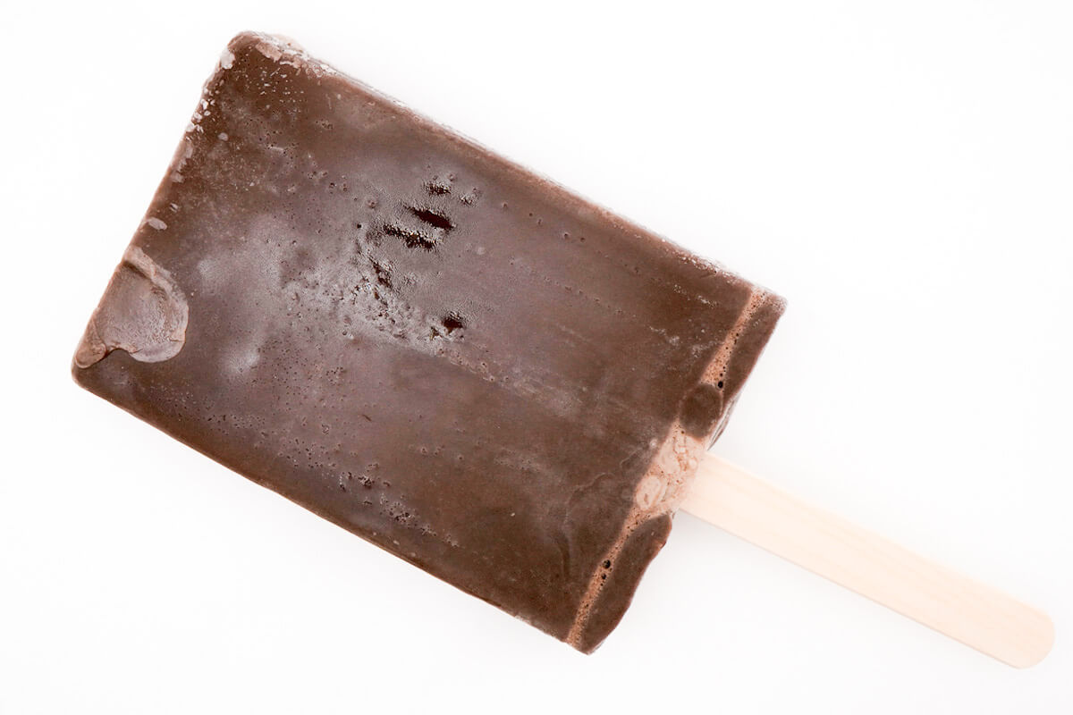 「ガリガリ君リッチ四角チョコパイ」