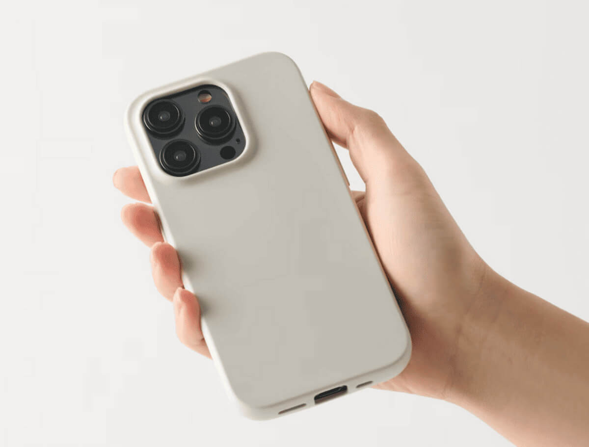 無印良品「再生TPU　スマートフォンケース」