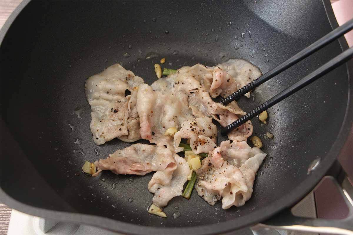 栗原はるみさん「豚肉と小松菜のあんかけ焼きそば」