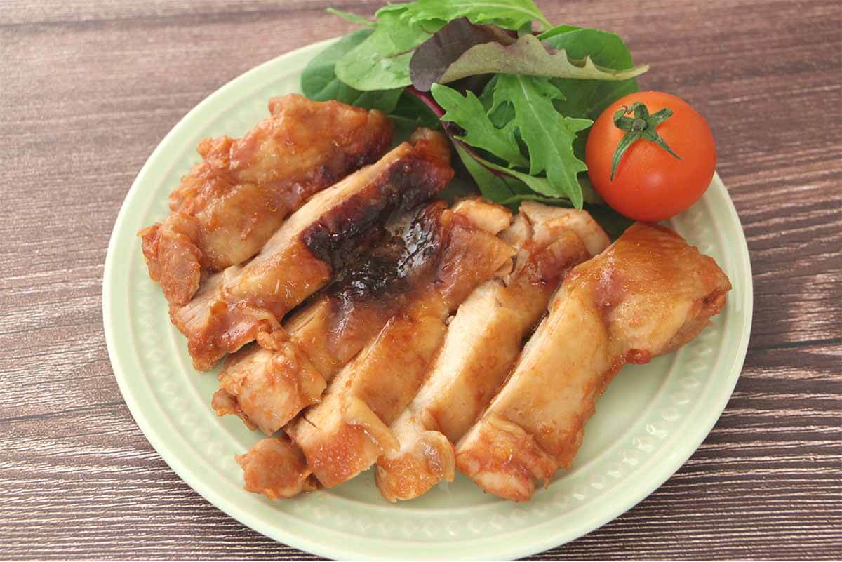 山本ゆりさん「レンジで１発！BBQチキン」