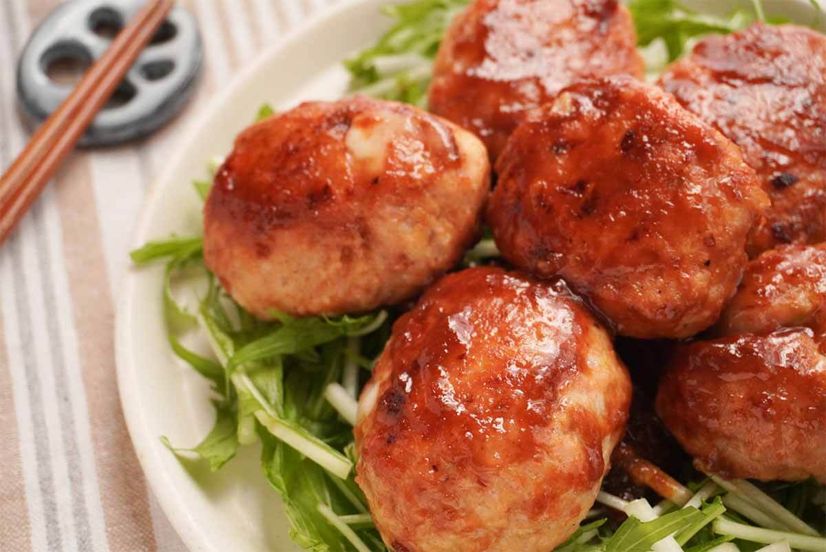 和田明日香さん「チーズつくね みそ照り焼きソース」