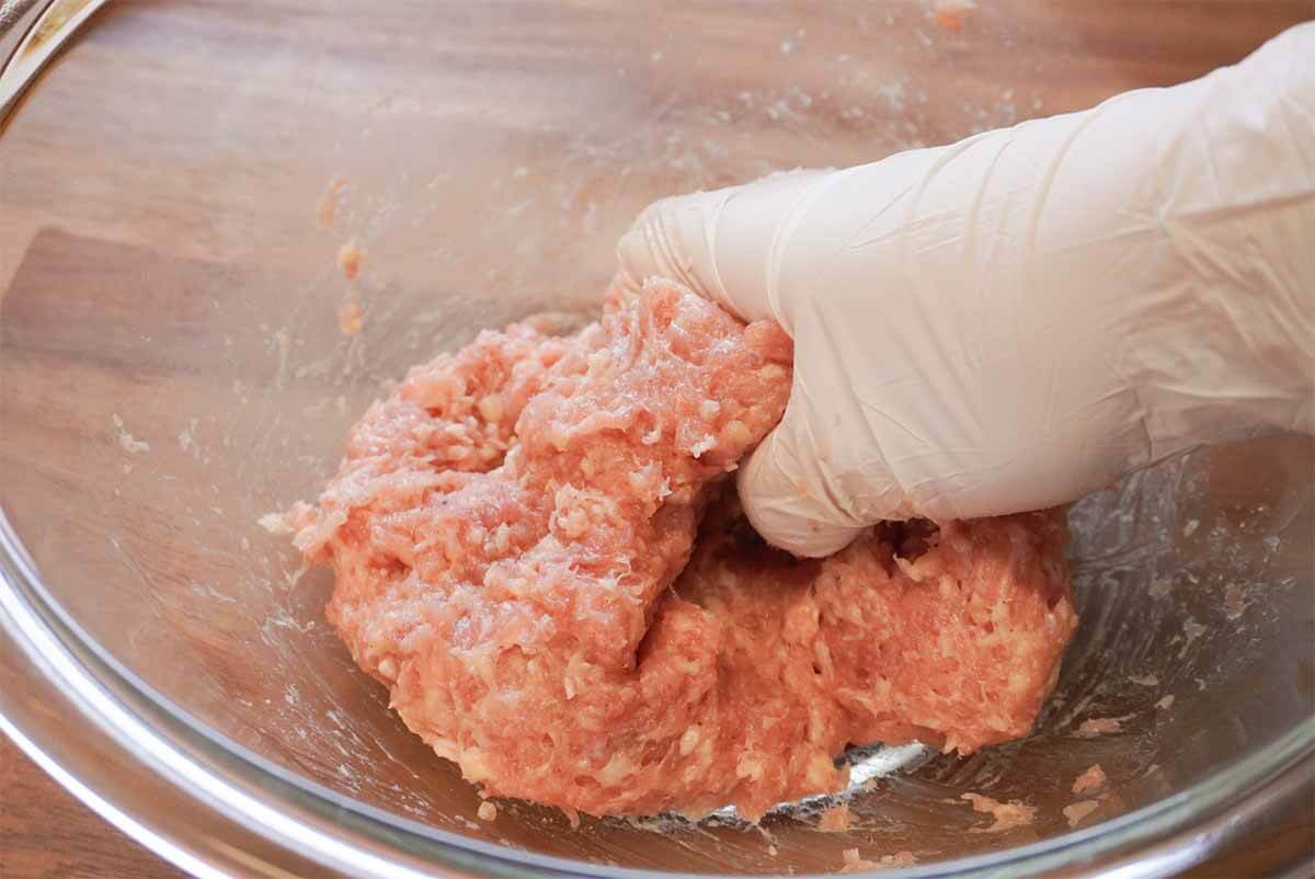 和田明日香さん「チーズつくね みそ照り焼きソース」