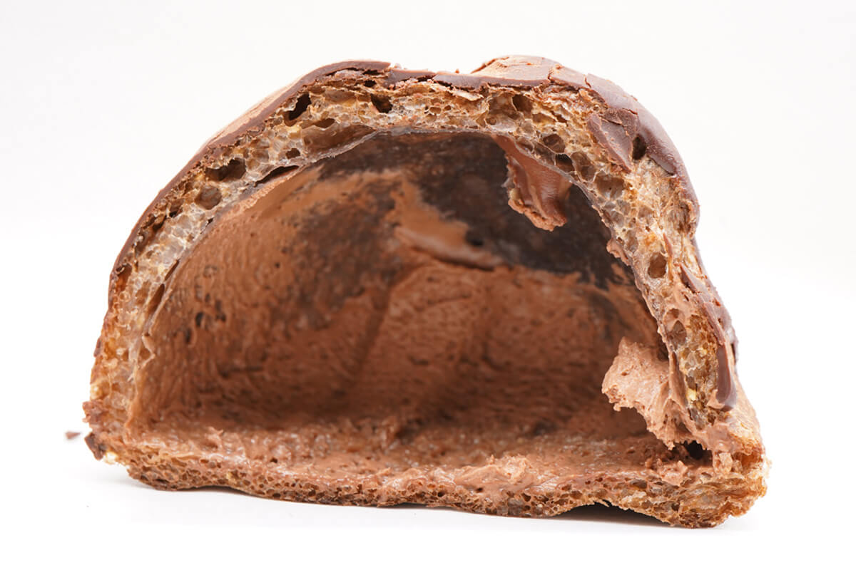 ローソン「カカオ薫るショコラトリュフシュー」