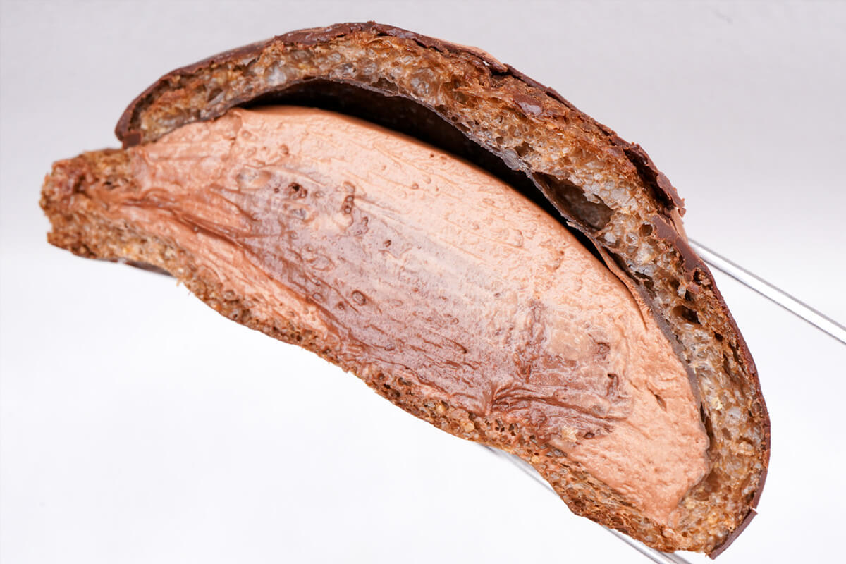 ローソン「カカオ薫るショコラトリュフシュー」