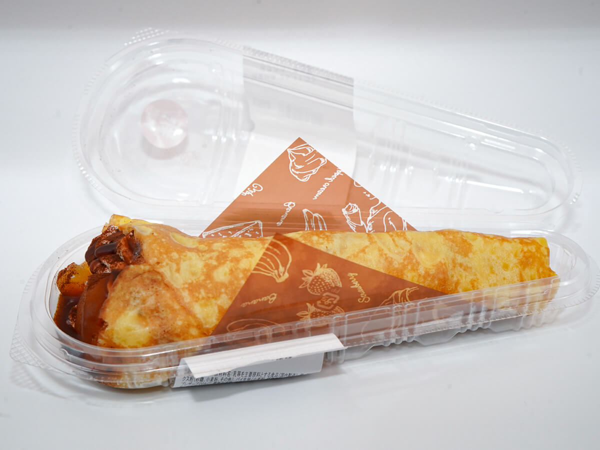 ファミマ「焼きりんごミルフィーユクレープ」