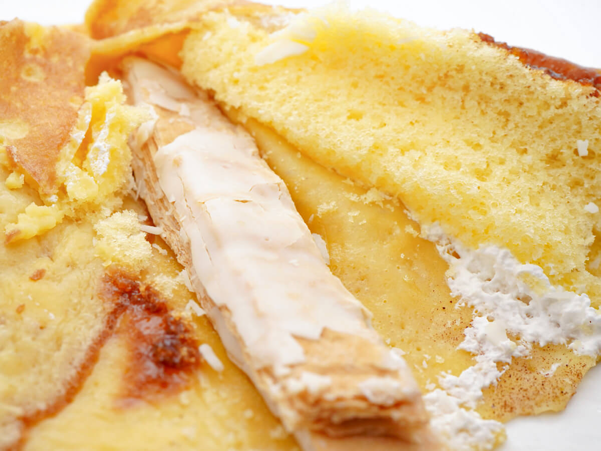 ファミマ「焼きりんごミルフィーユクレープ」