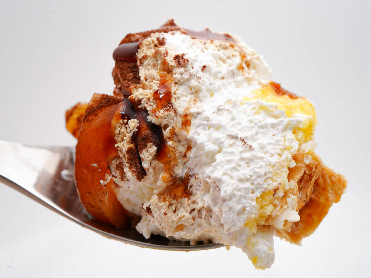 ファミマ「焼きりんごミルフィーユクレープ」