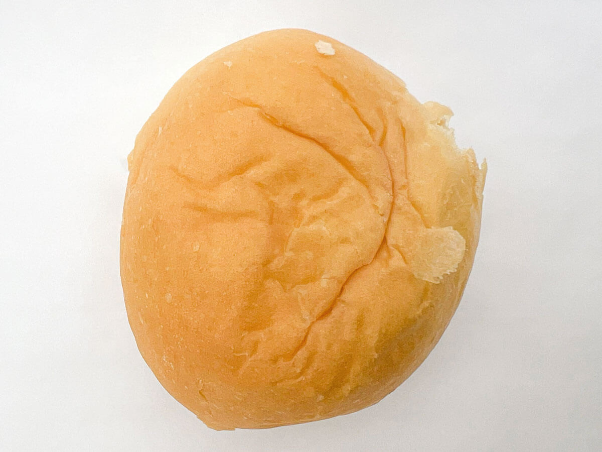 ファミリーマート「冷やして食べるとろけるくりーむパン ミルクティー」