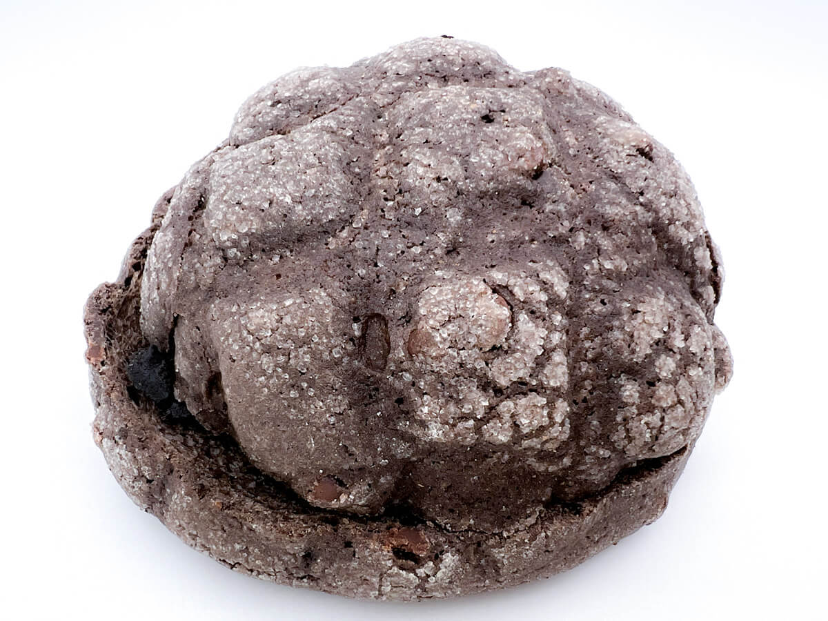 ローソン「ブラックメロンパン」