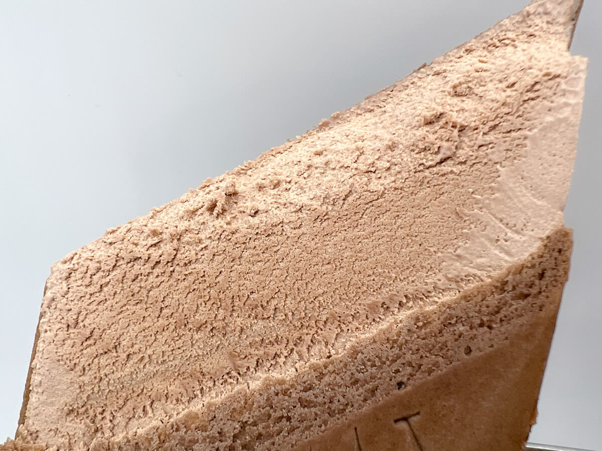 森永製菓「ビスケットサンド＜エクアドルカカオ＞」