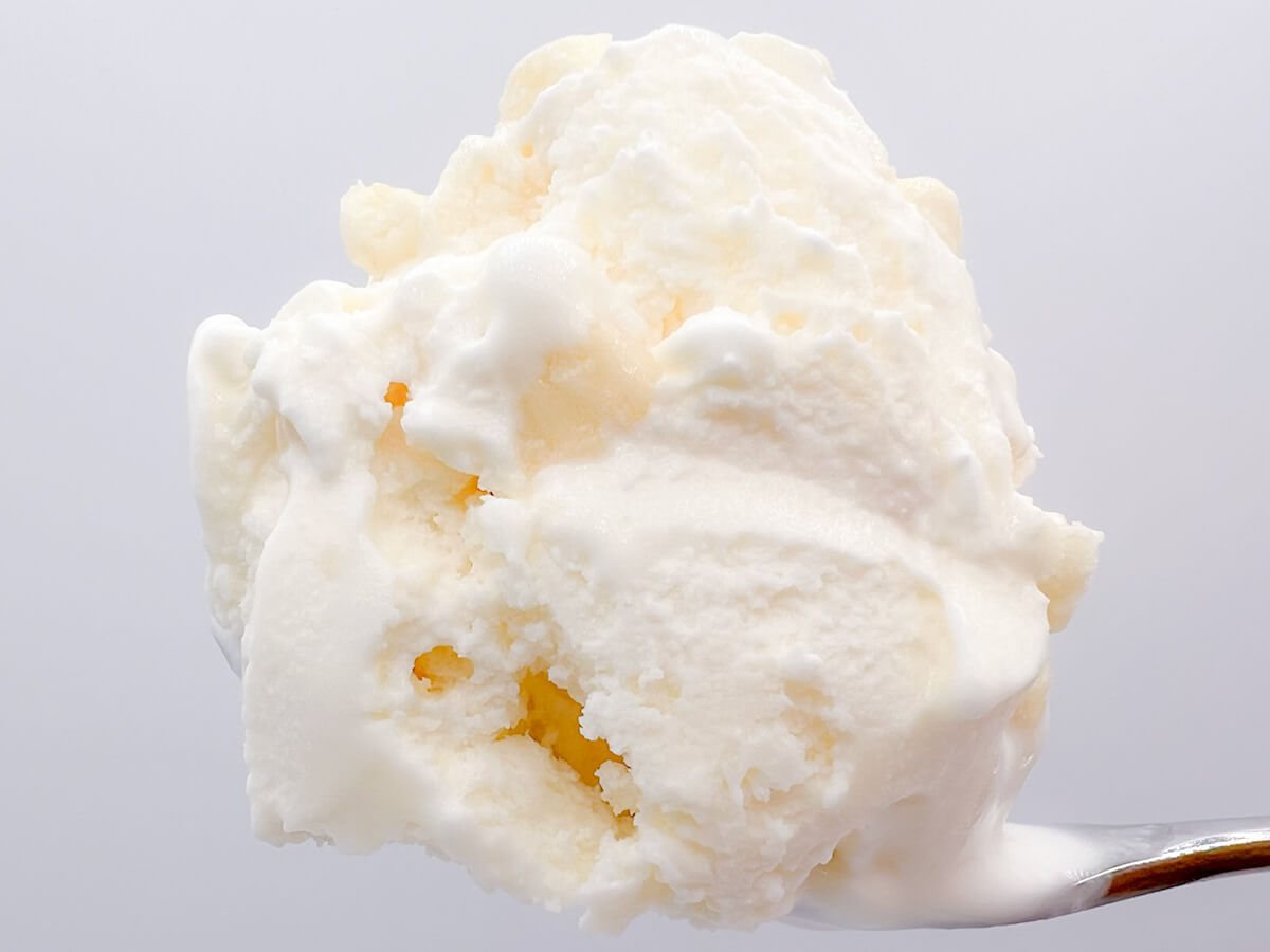 森永乳業「MOW PRIME 白いクッキー&クリーム」