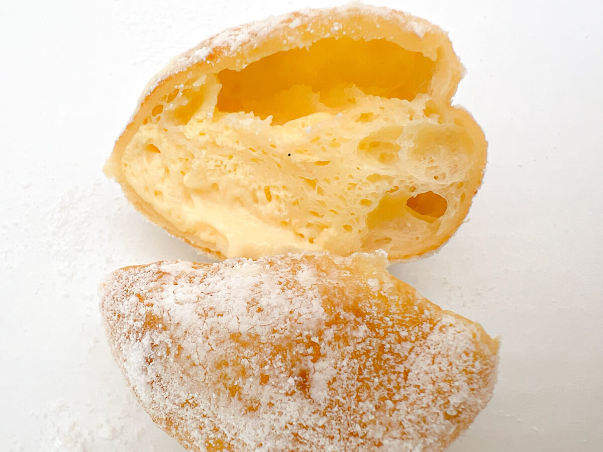 ファミリマート「モッチ生ドーナツ（カスタードホイップ）3個入」