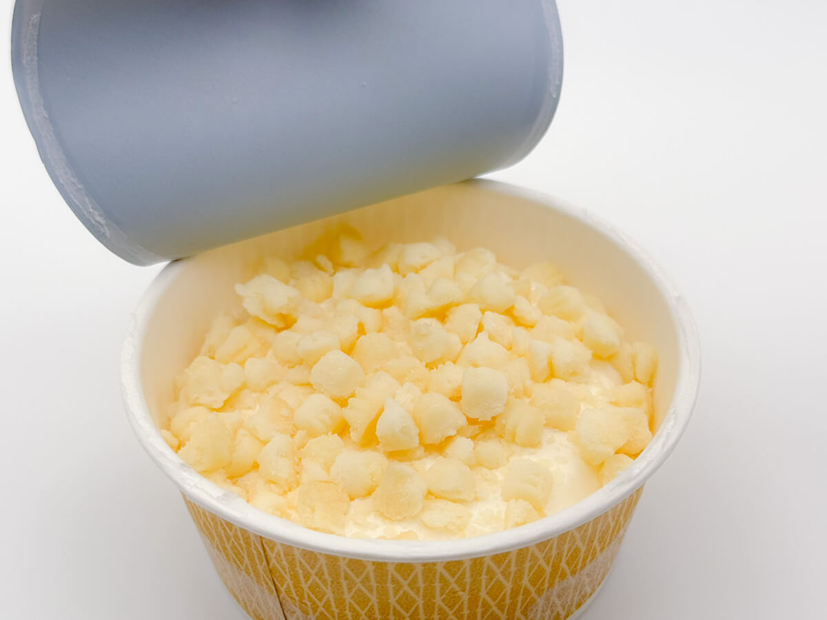 森永乳業「MOW PRIME 白いクッキー&クリーム」