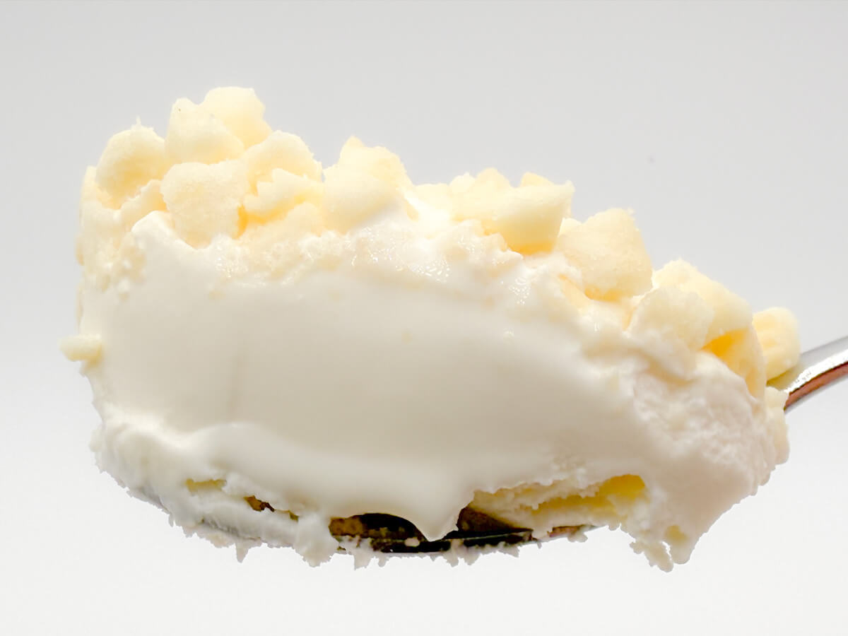 森永乳業「MOW PRIME 白いクッキー&クリーム」