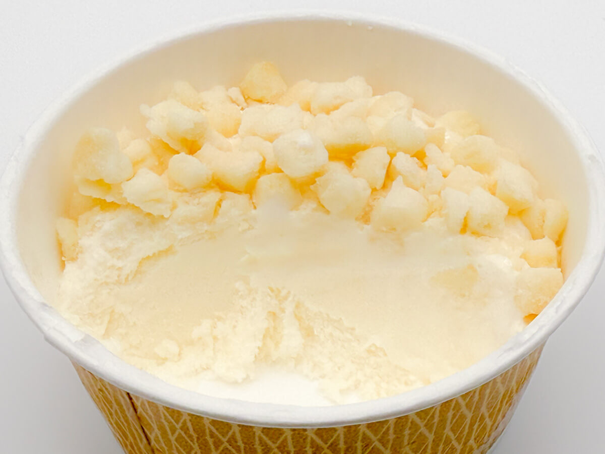 森永乳業「MOW PRIME 白いクッキー&クリーム」