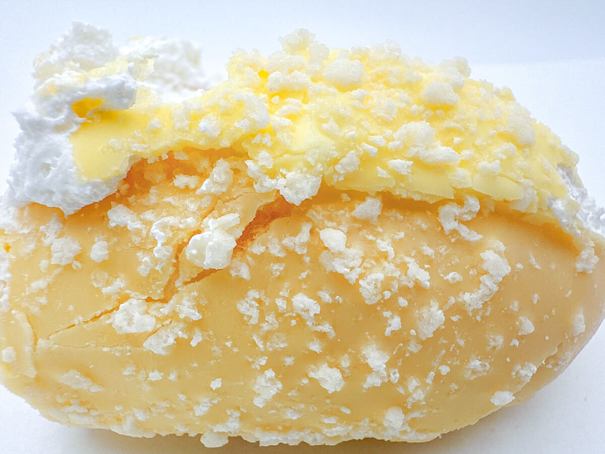 ローソン「MILKふんわりホイップロール」