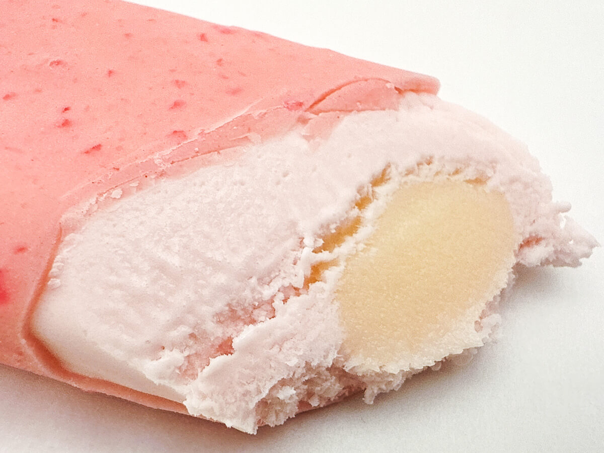 セブンイレブン限定「サクマ製菓 いちご みるくアイスバー」