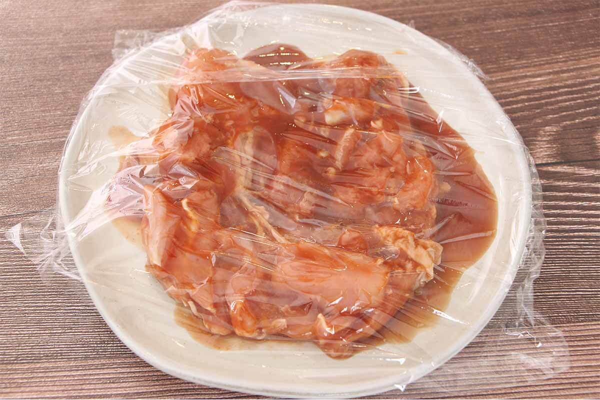 山本ゆりさん「レンジで１発！BBQチキン」