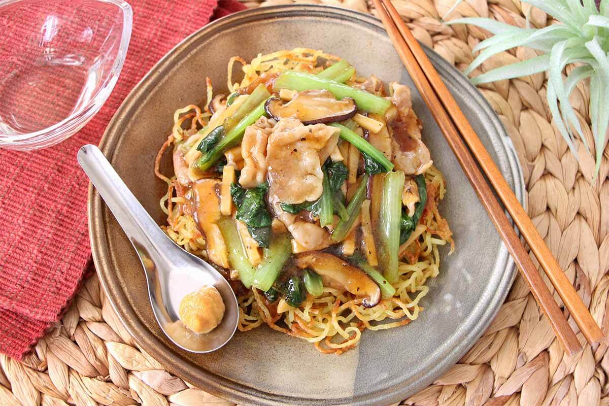 栗原はるみさん「豚肉と小松菜のあんかけ焼きそば」