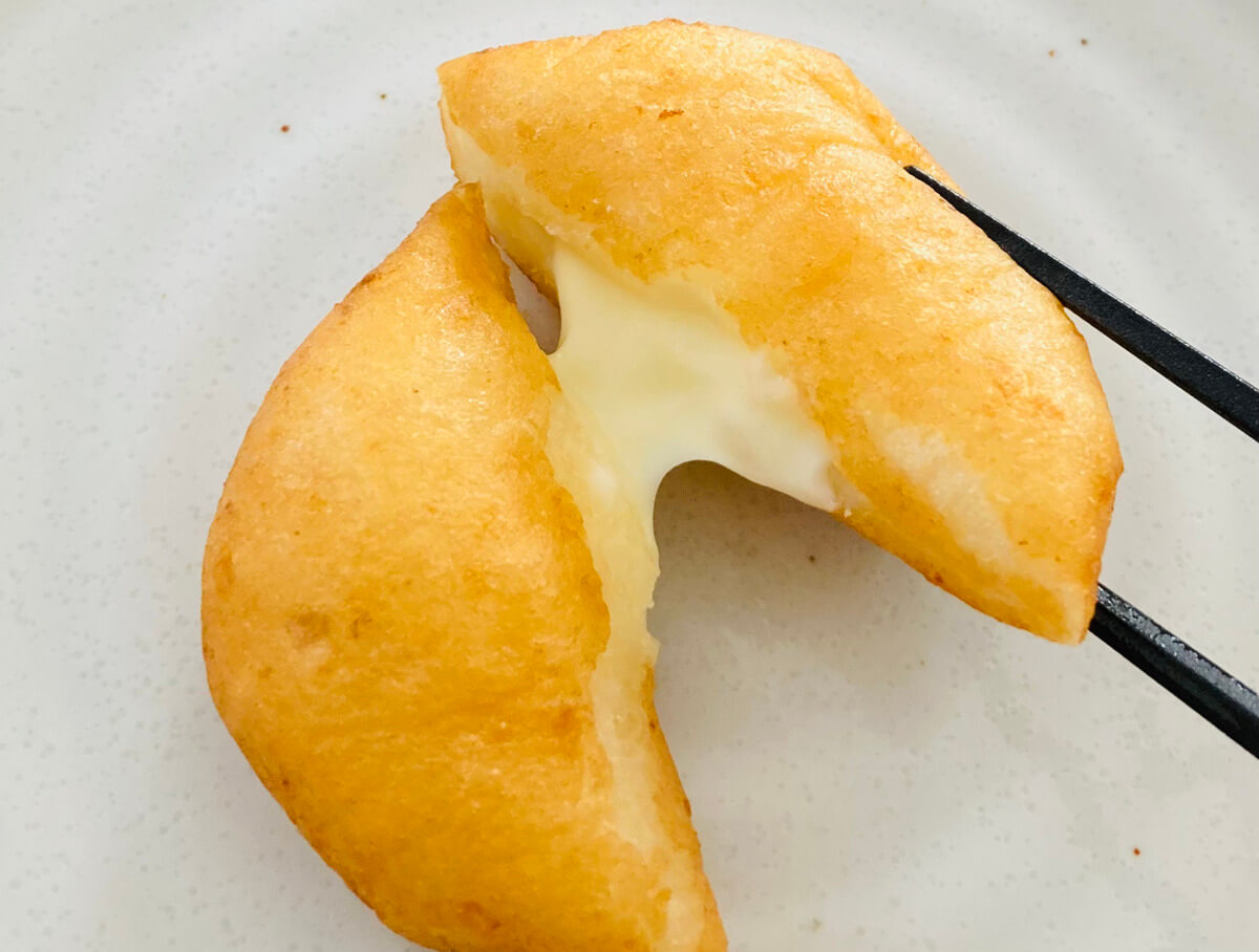 ファミリーマート「もっちり生地のチーズいももち」