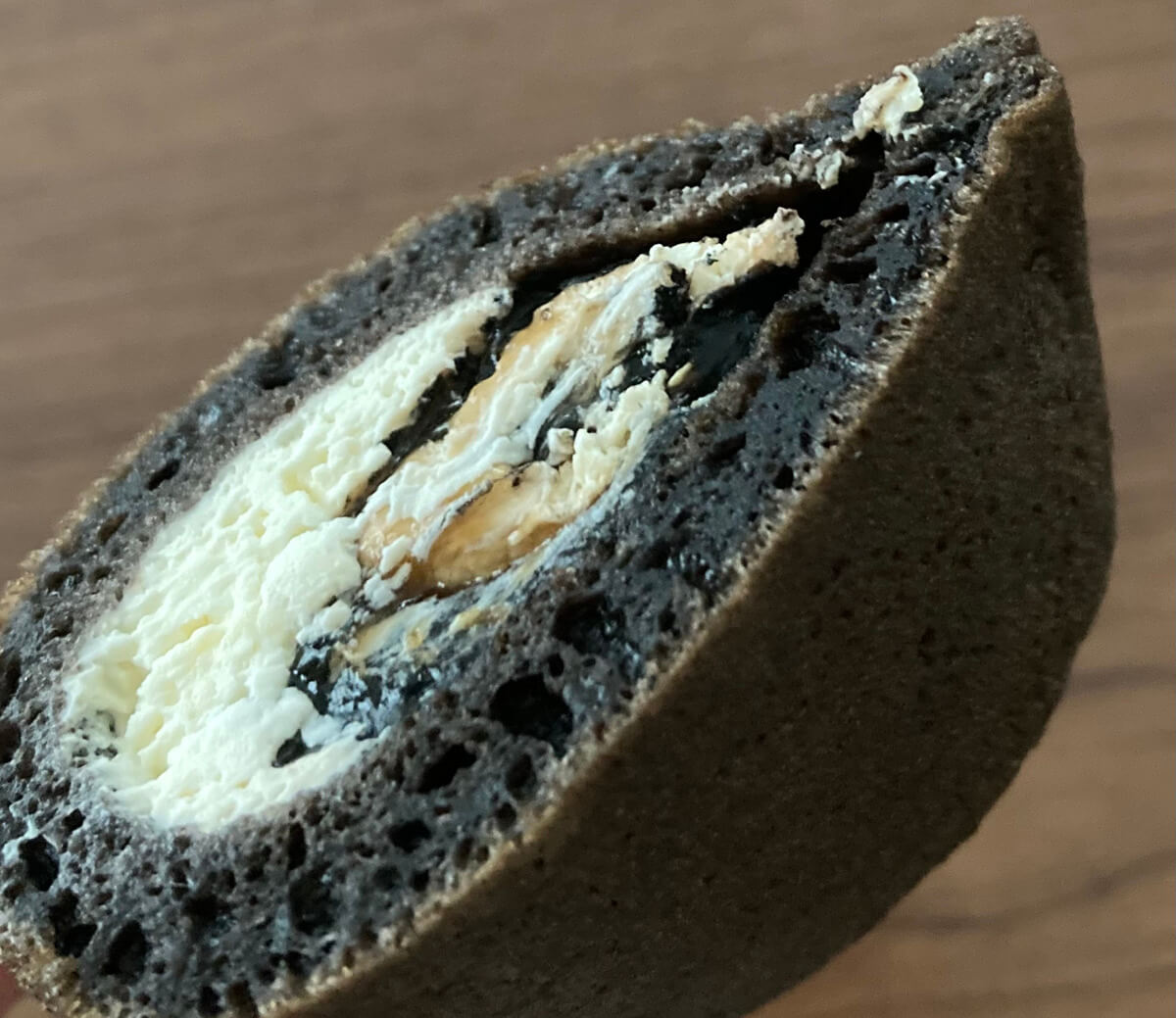 セブンイレブン「和もっち巻き　ティラミス」