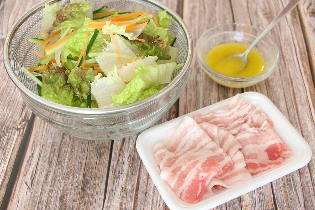 タサン志麻さん「カリカリ豚肉サラダ」